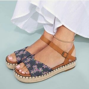 Toms Abby Flatform Espadrille Sandals